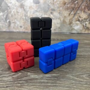 Infinity cube развивающая игрушка головоломка бесконечный куб антистресс